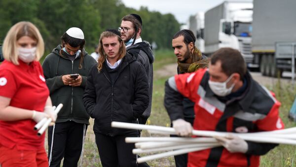 Красный Крест привез помощь израильтянам на белорусско-украинской границе - Sputnik Беларусь