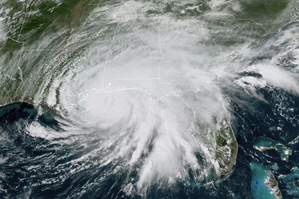 Ураган Салли у побережья Мексиканского залива со спутника GOES-16 GeoColor - Sputnik Беларусь