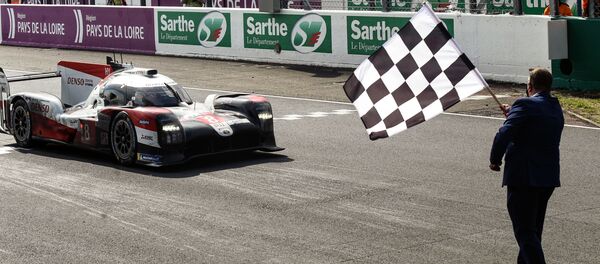 Финиш 24-часовой гонки в Ле-Мане - Sputnik Беларусь