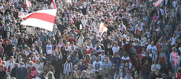 Маршы справядлівасці прайшлі ў беларускіх гарадах - відэа - Sputnik Беларусь