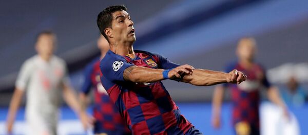 Уругвайский нападающий Луис Суарес Уругвайский нападающий Луис Суарес - Sputnik Беларусь