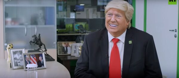 Ролик RT о новой работе Трампа привлек внимание мировых СМИ - видео Ролик RT о новой работе Трампа привлек внимание мировых СМИ - видео - Sputnik Беларусь