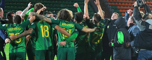 Футболисты гродненского Немана - Sputnik Беларусь