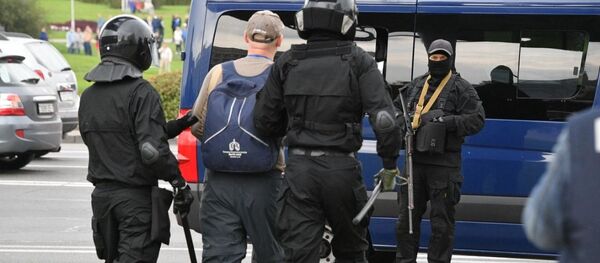 Затрыманне ўдзельніка пратэста ў Мінску - Sputnik Беларусь