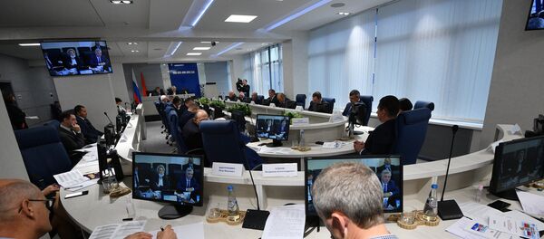 Работа секции по промышленной политике в рамках седьмого Форума регионов Беларуси и России - Sputnik Беларусь