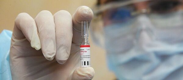 Першыя добраахвотнікі атрымалі прышчэпку ад каронавіруса ў Беларусі - відэа Першыя добраахвотнікі атрымалі прышчэпку ад каронавіруса ў Беларусі - відэа - Sputnik Беларусь