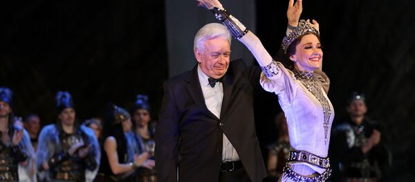 Главный балетмейстер Большого Юрий Троян во время премьеры балета Анастасия Главный балетмейстер Большого Юрий Троян во время премьеры балета Анастасия - Sputnik Беларусь