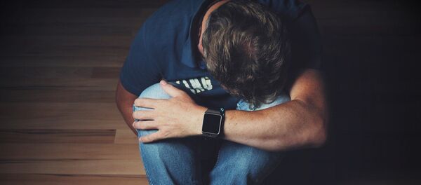 Мужчина в стрессовой ситуации, архивное фото - Sputnik Беларусь