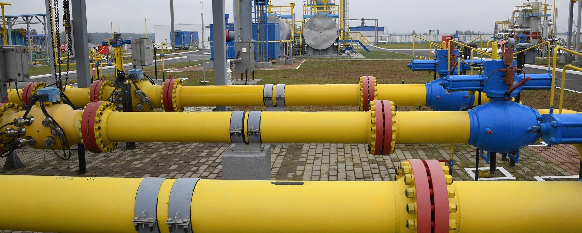 Мазырскае падземнае сховішча газу ААТ Газпром трансгаз Беларусь - Sputnik Беларусь, 1920, 07.10.2025