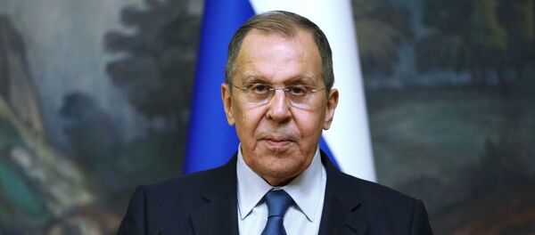 Сергей Лавров дает интервью российским журналистам - Sputnik Беларусь