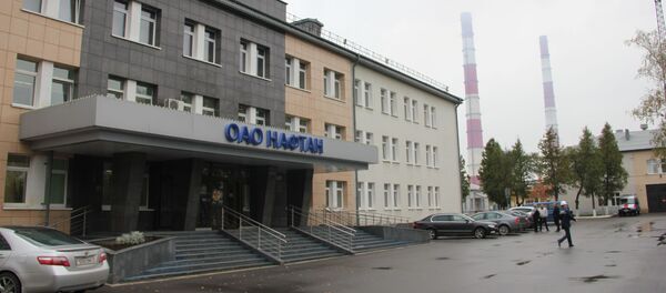 Наваполацкі завод Нафтан функцыянуе ў штатным рэжыме, усе супрацоўнікі знаходзяцца на працы Наваполацкі завод Нафтан функцыянуе ў штатным рэжыме, усе супрацоўнікі знаходзяцца на працы - Sputnik Беларусь