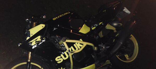 Мотоцикл, сбивший женщину Мотоцикл, сбивший женщину - Sputnik Беларусь