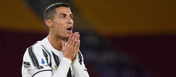 Форвард Ювентуса Криштиану Роналду Форвард Ювентуса Криштиану Роналду - Sputnik Беларусь