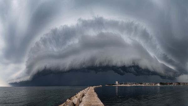 Здымак Monster харвацкага фатографа Maja Kraljik, які заняў другое месца ў конкурсе Weather Photographer of the Year 2020 - Sputnik Беларусь