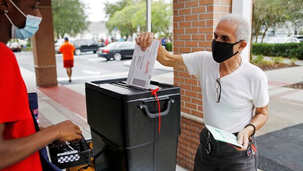 Досрочное голосование на избирательном участке во Флориде  - Sputnik Беларусь