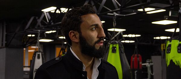 Как дать отпор противнику: приемы от чемпиона мира Чингиза Аллазова – видео  - Sputnik Беларусь