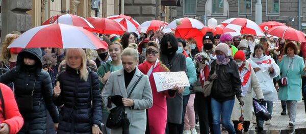 Женский марш в Минске 24 октября, видео Женский марш в Минске 24 октября, видео - Sputnik Беларусь