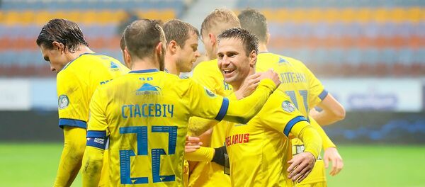 Футболисты борисовского БАТЭ Футболисты борисовского БАТЭ - Sputnik Беларусь