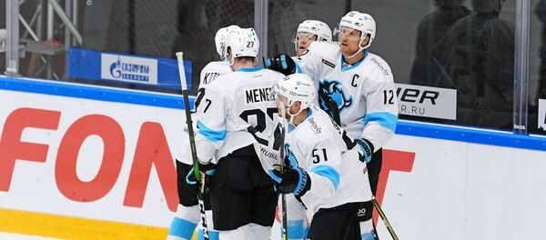 Хоккеисты минского Динамо - Sputnik Беларусь