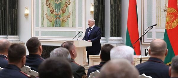 Представление президентом Александром Лукашенко министра внутренних дел и начальника ГУВД Минска Представление президентом Александром Лукашенко министра внутренних дел и начальника ГУВД Минска - Sputnik Беларусь