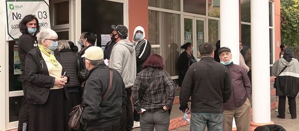 Избиратели во время парламентских выборов в Грузии - Sputnik Беларусь