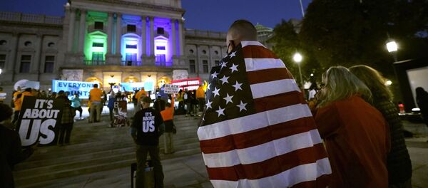 Демонстрация у Капитолия в Харрисбурге, штат Пенсильвания - Sputnik Беларусь