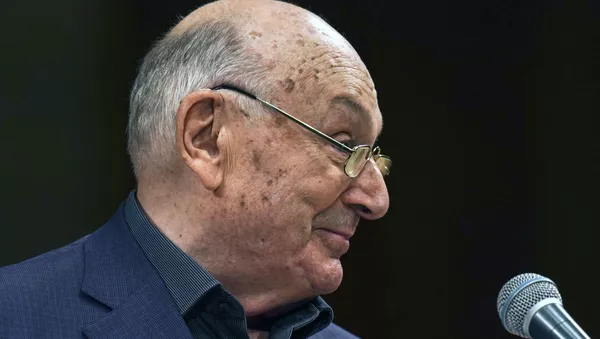 Народный артист РФ, писатель-сатирик Михаил Жванецкий - Sputnik Беларусь