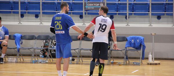 Гандболисты сборных России и Украины - Sputnik Беларусь