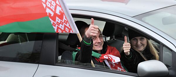 Автопробег в поддержку президента Лукашенко в Минске - Sputnik Беларусь