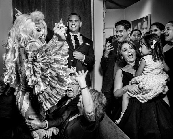 Снимок американского фотографа Бриттани Дилиберто, победивший в категории DANCE FLOOR в конкурсе 2020 International Wedding Photographer of the Year  - Sputnik Беларусь
