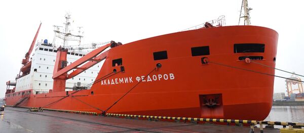 Академик Федоров вернулся из трехмесячной экспедиции в Арктике - видео - Sputnik Беларусь