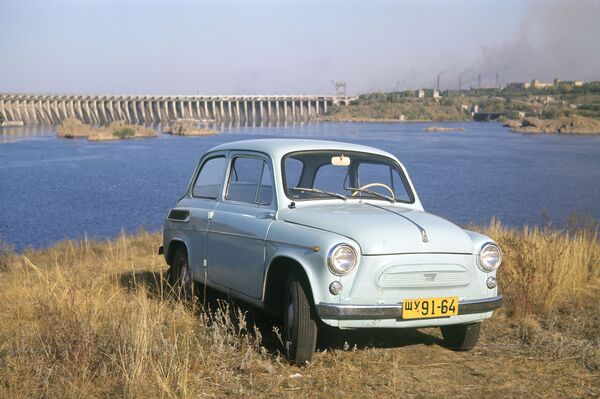 В народе ЗАЗ-965 сразу же прозвали горбатым — за форму кузова.  - Sputnik Беларусь