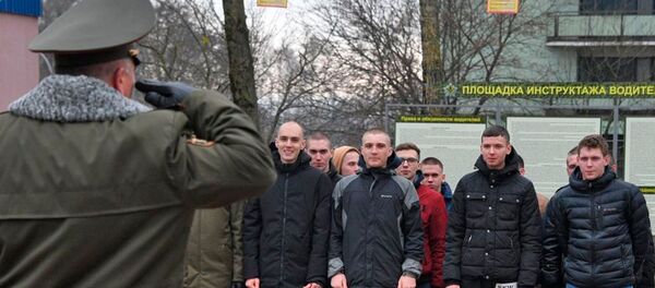 Лукашенко недоволен отсутствием патриотизма - видео - Sputnik Беларусь