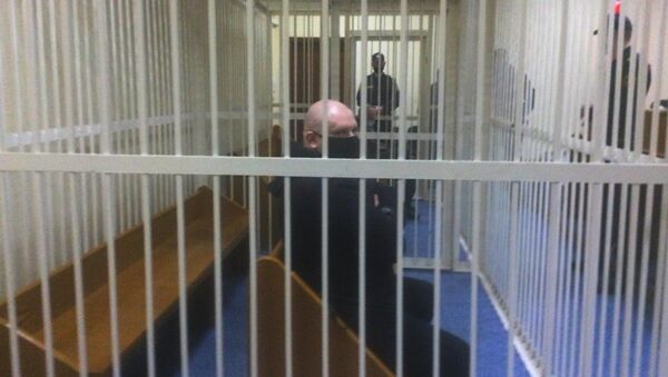  Приговоренный за вымогательство к 24 годам лишения свободы Ростислав Светчиков в зале суда - Sputnik Беларусь