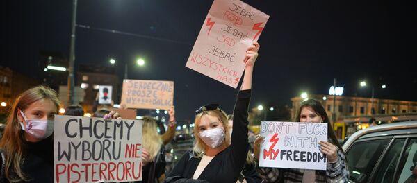 Акция против запрета абортов в Варшаве - Sputnik Беларусь