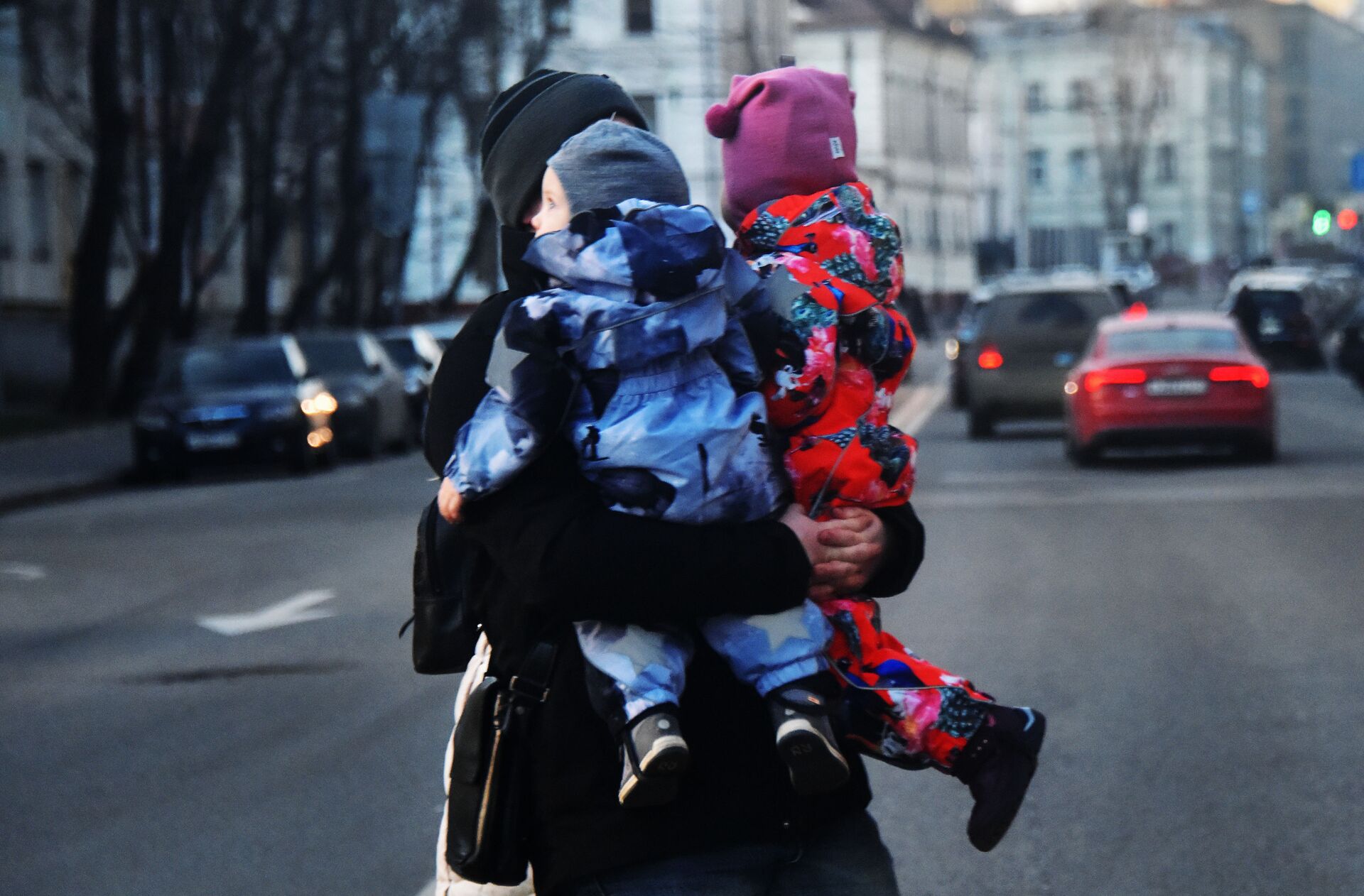 Мама с детьми, архивное фото - Sputnik Беларусь, 1920, 26.03.2026