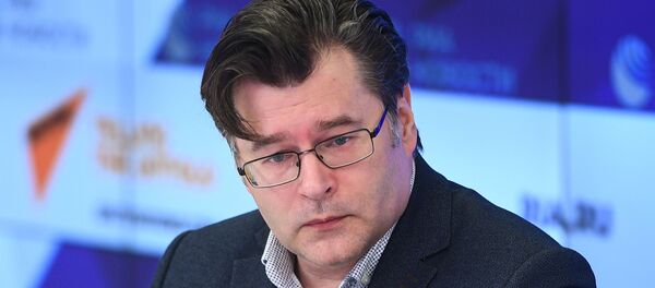 Директор Центра политической информации Алексей Мухин - Sputnik Беларусь