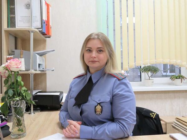 Сотрудница полоцкой милиции помогла спасти жизнь россиянину Сотрудница полоцкой милиции помогла спасти жизнь россиянину - Sputnik Беларусь