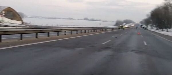 Пять машин переехали человека под Фаниполем Пять машин переехали человека под Фаниполем - Sputnik Беларусь