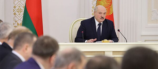 Прэзідэнт Беларусі Аляксандр Лукашэнка Прэзідэнт Беларусі Аляксандр Лукашэнка - Sputnik Беларусь