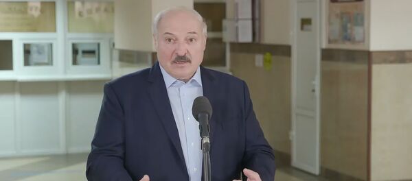 Лукашенко отреагировал на санкции МОКа   - Sputnik Беларусь