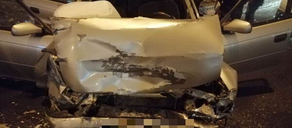 Легковушка столкнулась с автобусом в Минске Легковушка столкнулась с автобусом в Минске - Sputnik Беларусь