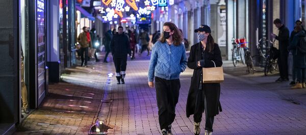 Люди на улицах Амстердама - Sputnik Беларусь