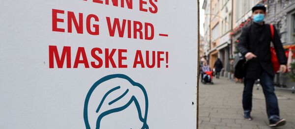 Надпись, призывающая к ношению маски - Sputnik Беларусь