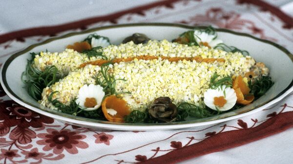 Советский салат Мимоза - Sputnik Беларусь