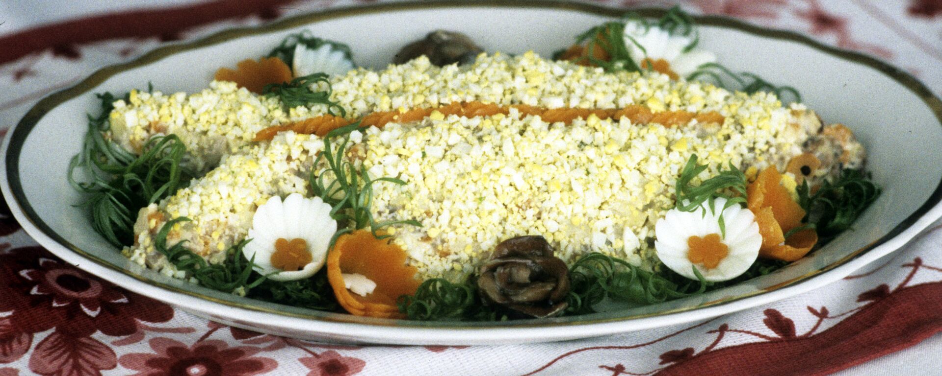 Советский салат Мимоза - Sputnik Беларусь, 1920, 28.12.2025