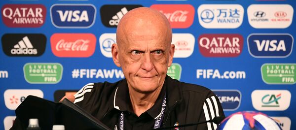 Легендарный футбольный рефери Пьерлуиджи Коллина  - Sputnik Беларусь