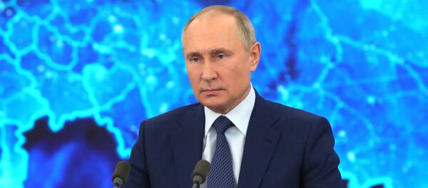 Президент РФ Владимир Путин на большой ежегодной пресс-конференции  - Sputnik Беларусь