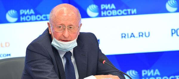 Директор Центра эпидемиологии и микробиологии имени Н. Ф. Гамалеи Александр Гинцбург  - Sputnik Беларусь