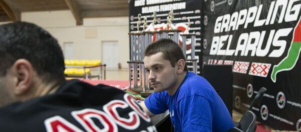 Корреспондент Sputnik во время одного из турниров по грэпплингу - Sputnik Беларусь